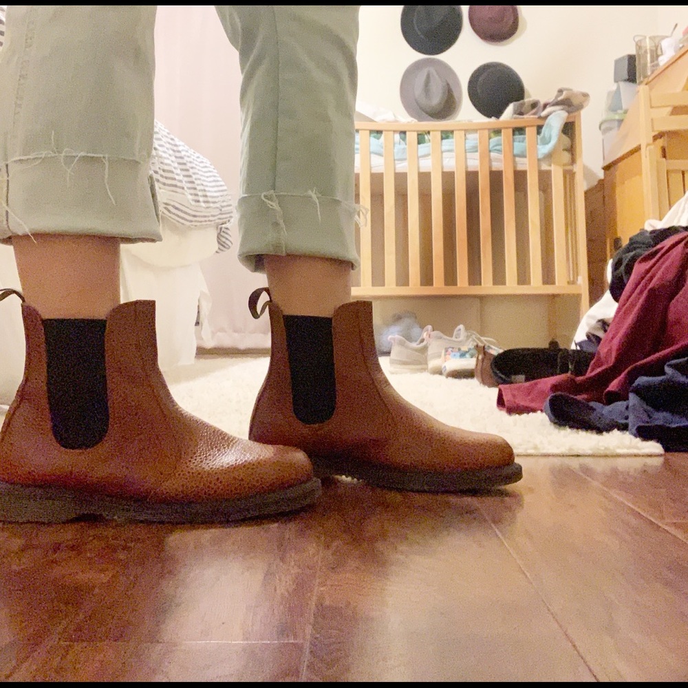 Dr. Martens Flora chelsea boot